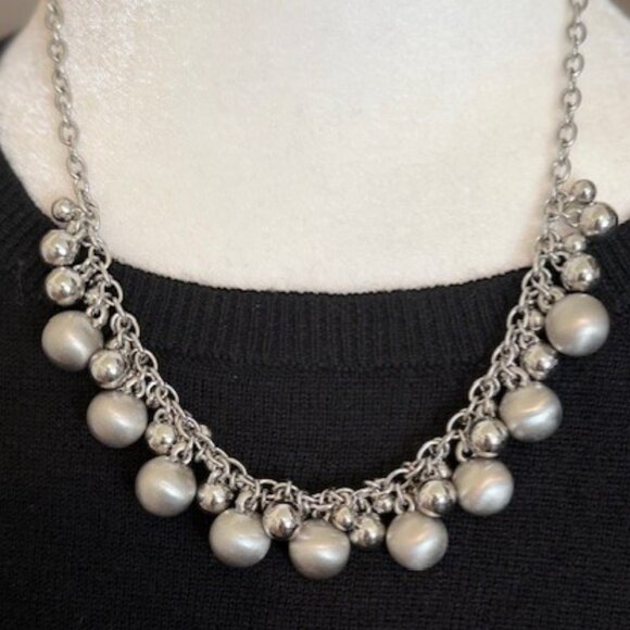 Lia Sophia "POP THE BUBBLY" Necklace - Picture 3 of 7